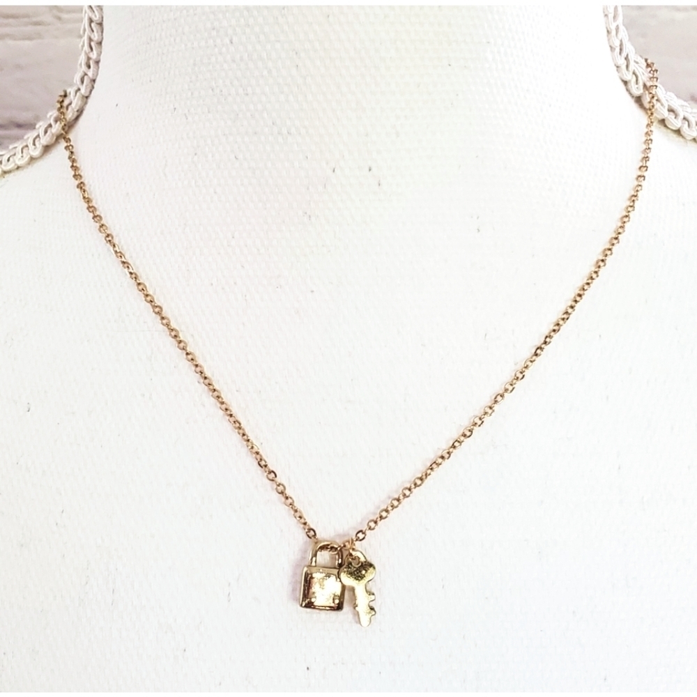 TuVous Keepsake Necklace